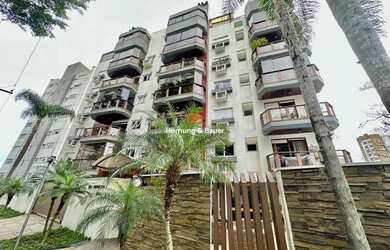 Imagem: O apartamento possui 3 Dormitórios, 1 Suíte, 2 Banheiros