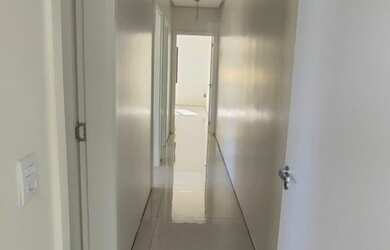 Imagem: A casa possui 3 Dormitórios, 1 Suíte, 1 Banheiro, 2 Vagas