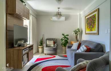 Imagem: O apartamento possui 2 Dormitórios, 2 Banheiros, 1 Vaga na