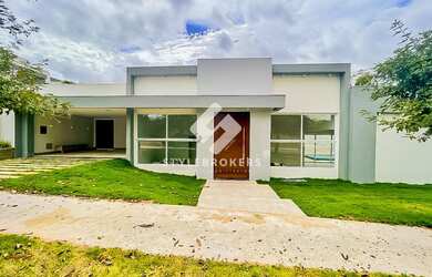 Imagem: A casa em condomínio possui 3 Dormitórios, 3 Suítes, 5 Banheiros