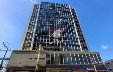 Imagem: A sala comercial possui 1 Dormitório, 1 Banheiro, 50m² de