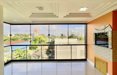 Imagem: O apartamento possui 3 Dormitórios, 1 Suíte, 4 Banheiros