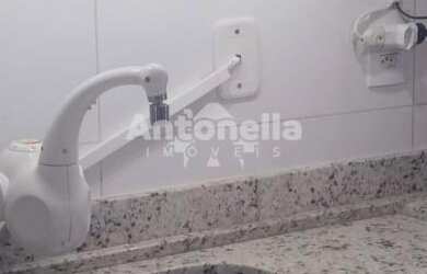 Imagem: A casa possui 2 Dormitórios, 1 Banheiro, 1 Vaga na garagem