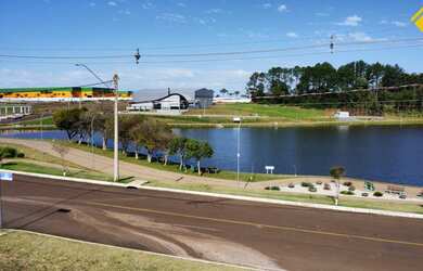 Imagem 4: TERRENO DE ESQUINA DE FRENTE PARA O LAGO NO LOTEAMENTO JARDIM EUROPA!