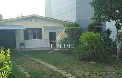 Imagem: O terreno possui 440m² de Área e está localizado em Madureira