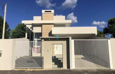 Imagem: A casa possui 1 Dormitório, 1 Suíte, 2 Banheiros, 126m² de