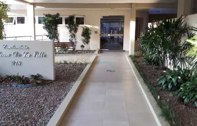 Imagem: O apartamento possui 2 Dormitórios, 1 Suíte, 2 Banheiros