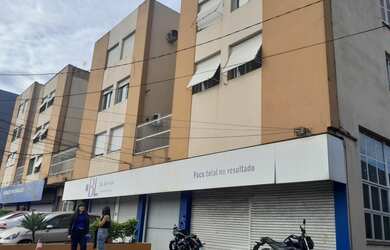 Imagem: O apartamento possui 2 Dormitórios, 1 Banheiro e 51m² de Área