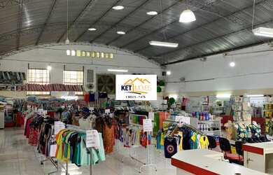 Imagem: O depósito à venda possui 2 Banheiros e 320m² de Área e