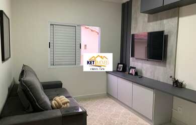 Imagem: O apartamento possui 2 Dormitórios, 1 Suíte, 2 Vagas na garagem