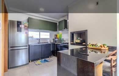 Imagem: O apartamento possui 3 Dormitórios, 1 Suíte, 3 Banheiros