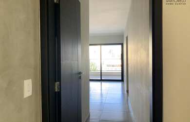 Imagem: O apartamento possui 1 Vaga na garagem, 95m² de Área Privada