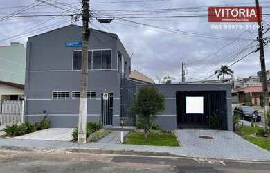 Imagem: A casa possui 6 Dormitórios, 5 Banheiros, 1 Vaga na garagem