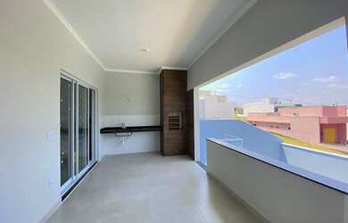 Imagem: A casa em condomínio possui 3 Dormitórios, 1 Suíte, 2 Banheiros