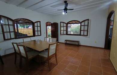 Imagem 3: Casa à venda em Jaconé. Churrasqueira, Varanda, 2 Vagas na garageme4...