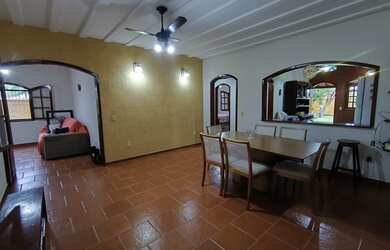 Imagem 4: Casa à venda em Jaconé. Churrasqueira, Varanda, 2 Vagas na garageme4...