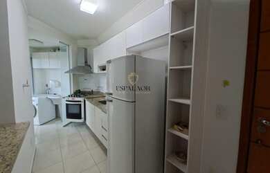 Imagem: O apartamento possui 2 Dormitórios, 1 Banheiro, 2 Vagas na