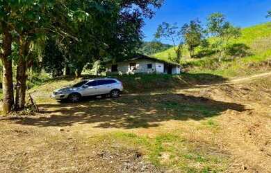 Imagem: Sítio para Venda em Cachoeiras de Macacu, Guapiaçu, 2 dormitórios