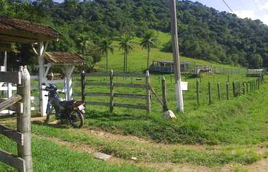 Imagem 2: Sítio para Venda em Cachoeiras de Macacu, Papucaia, 2 dormitórios, 1...