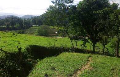 Imagem 10: Sítio para Venda em Cachoeiras de Macacu, Papucaia, 2 dormitórios, 1...