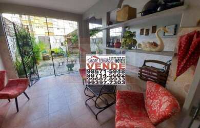 Imagem: A casa possui 3 Dormitórios, 3 Banheiros, 3 Vagas na garagem