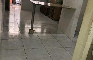 Imagem: A casa possui 2 Dormitórios, 1 Suíte, 2 Banheiros, 1 Vaga