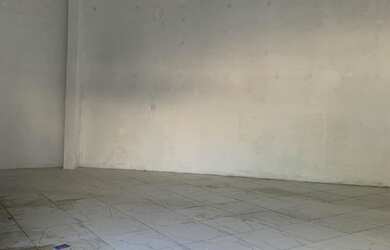 Imagem: A sala comercial possui 1 Dormitório, 1 Banheiro e 93m² de