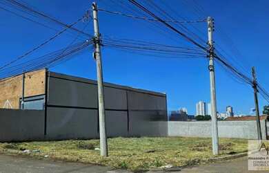 Imagem: O terreno possui 437m² de Área e está localizado em Jardim