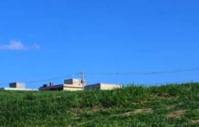 Imagem 4: Lote em Condomínio Fechado para Venda em Senador Canedo, Jardins Bolonha