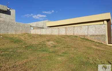 Imagem 8: Lote em Condomínio Fechado para Venda em Senador Canedo, Jardins Barcelona