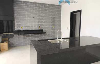 Imagem 8: Casa com 4 Suítes no Condomínio Figueira Garden