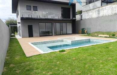 Imagem 12: Casa com 4 Suítes no Condomínio Figueira Garden