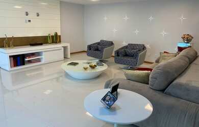 Imagem: O apartamento possui 5 Dormitórios, 3 Suítes, 6 Banheiros