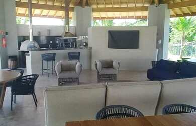 Imagem: O terreno possui 700m² de Área e está localizado em Praia