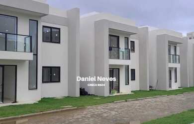 Imagem: A casa em condomínio possui 4 Dormitórios, 4 Suítes, 4 Banheiros