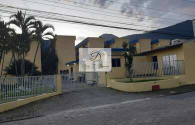 Imagem 1: Apartamento à venda, no Vivendas de Santa Helena I, em Caraguatatuba,...