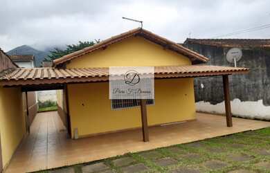 Imagem: A casa possui 2 Dormitórios, 1 Banheiro, 6 Vagas na garagem