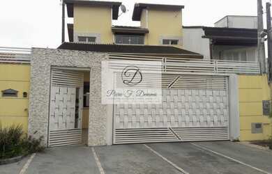 Imagem: A casa possui 3 Dormitórios, 3 Suítes, 2 Banheiros, 3 Vagas