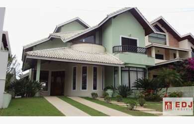 Imagem: A casa possui 5 Dormitórios, 5 Suítes, 400m² de Área e 10m²