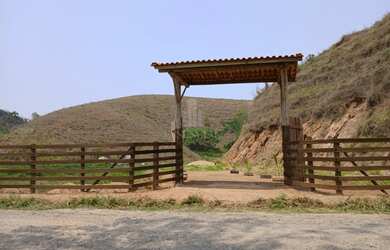 Imagem: A chácara possui 4.800m² de Área e está localizado em São