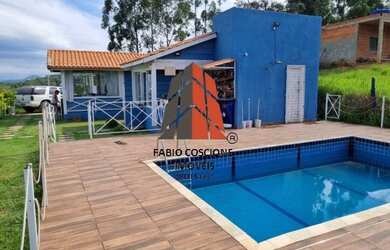 Imagem: A chácara possui 3 Dormitórios, 5 Banheiros, 10 Vagas na garagem