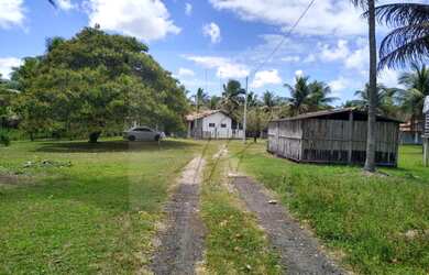 Imagem: A fazenda possui 2 Dormitórios, 1 Suíte, 1 Banheiro, 10 Vagas