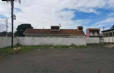 Imagem: O terreno possui 1 Dormitório, 1 Banheiro, 10m² de Área e