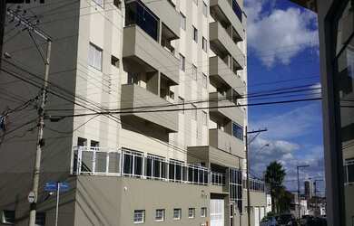 Imagem: O apartamento possui 2 Dormitórios, 1 Suíte, 1 Banheiro, 2