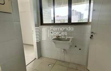 Imagem: O apartamento possui 4 Dormitórios, 2 Suítes, 1 Banheiro