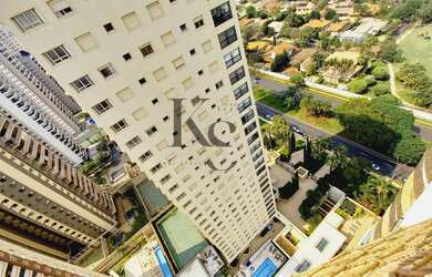 Imagem: O apartamento possui 4 Dormitórios, 3 Suítes, 5 Banheiros