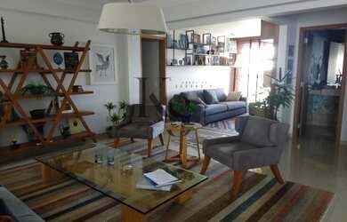 Imagem: O apartamento possui 4 Dormitórios, 4 Suítes, 7 Banheiros