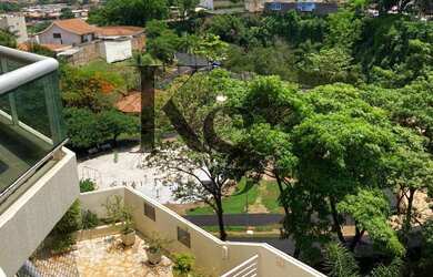 Imagem: O apartamento possui 2 Dormitórios, 1 Suíte, 2 Banheiros