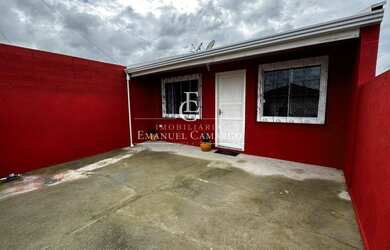 Imagem: A casa possui 2 Dormitórios, 1 Banheiro, 1 Vaga na garagem