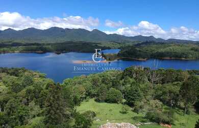 Imagem 2: Chácara à venda em Piraquara, com 2 quartos, 46170m²